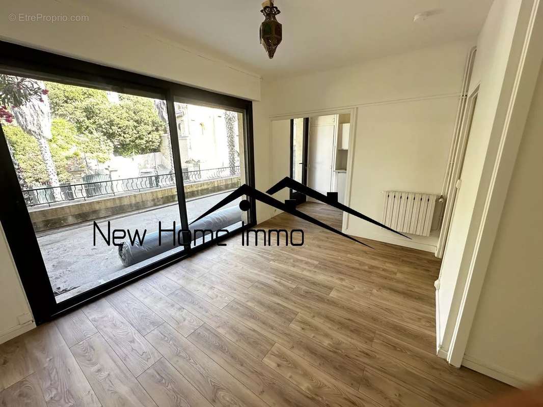 Appartement à MARSEILLE-7E