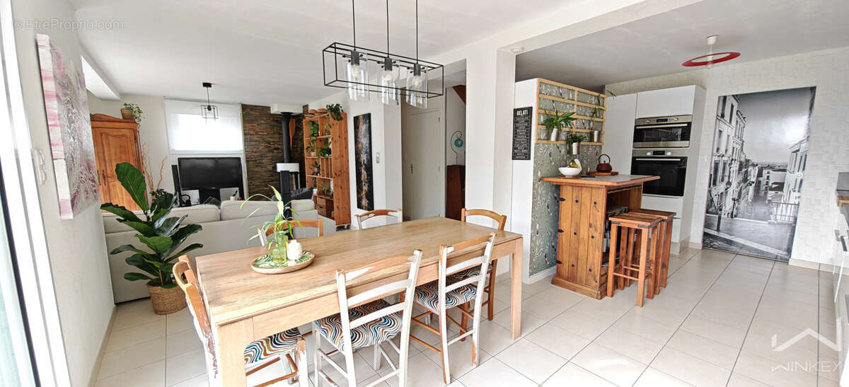 Maison à CINTRE