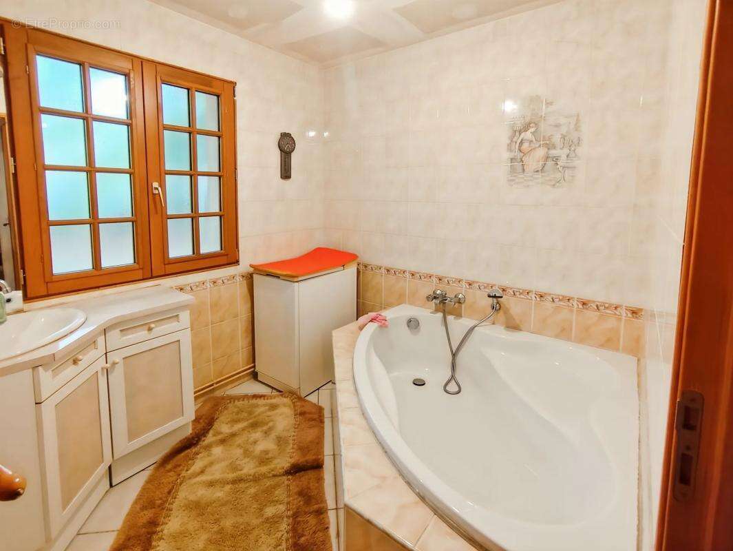 Maison à GLISOLLES