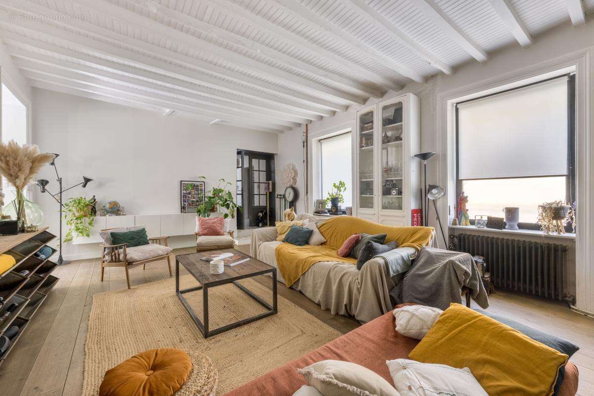 Magnifique maison rénovée avec dépendance au Coeur de Montchat - Coup de coeur assuré ! - photo 18