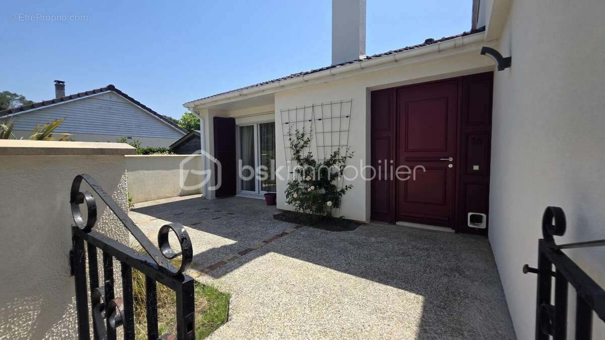 Maison à SAINT-GERMAIN-LES-CORBEIL