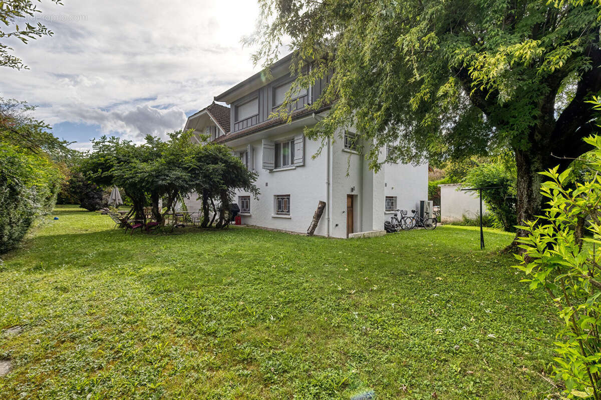 Maison à SAINT-JORIOZ