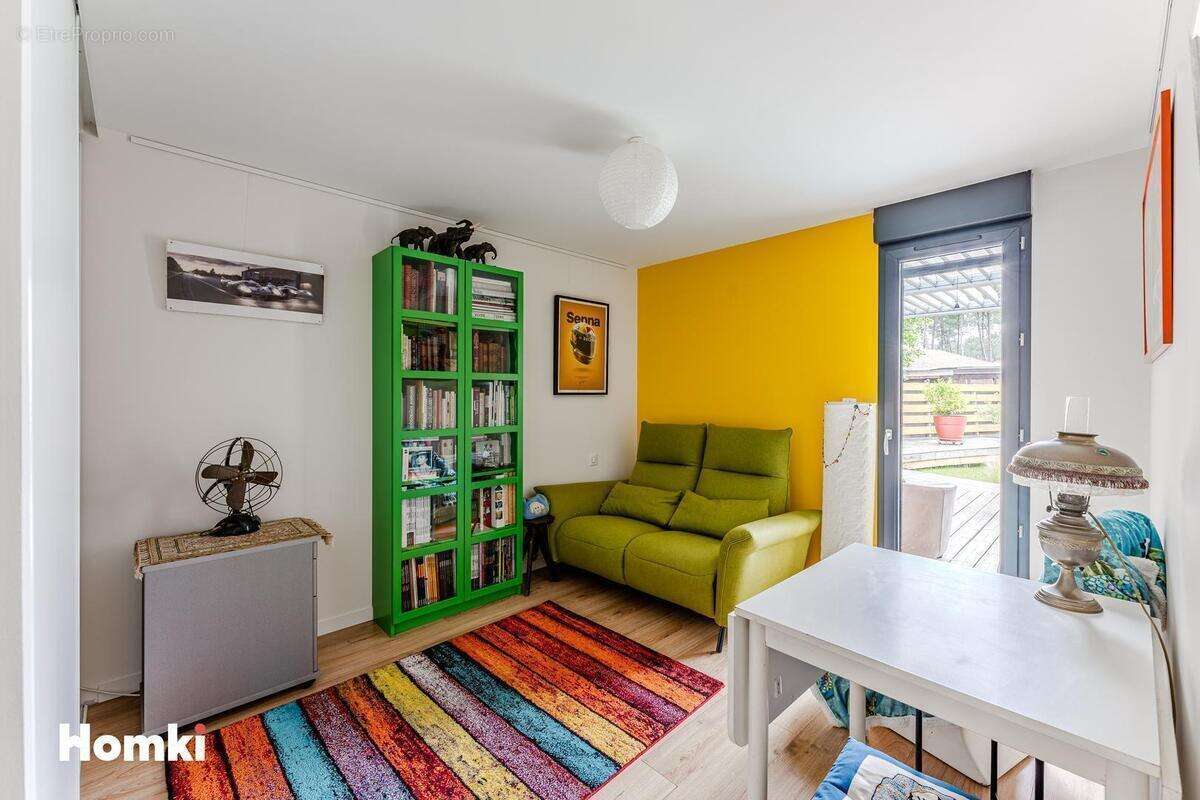 Maison à PARENTIS-EN-BORN