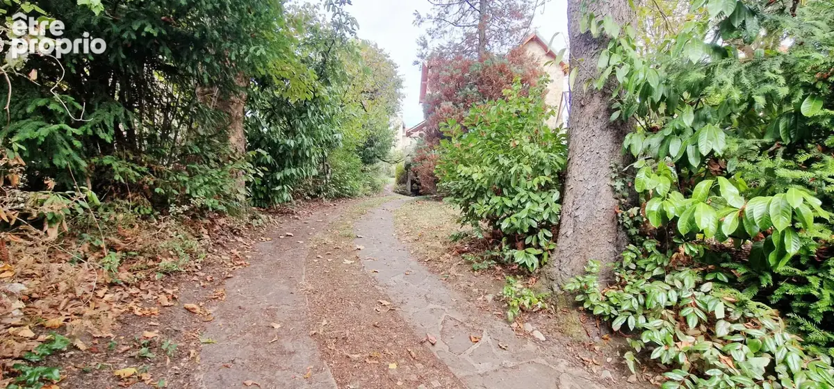 RARE Splendide Meulière à fort potentiel sur beau terrain de 700 m² - photo 4