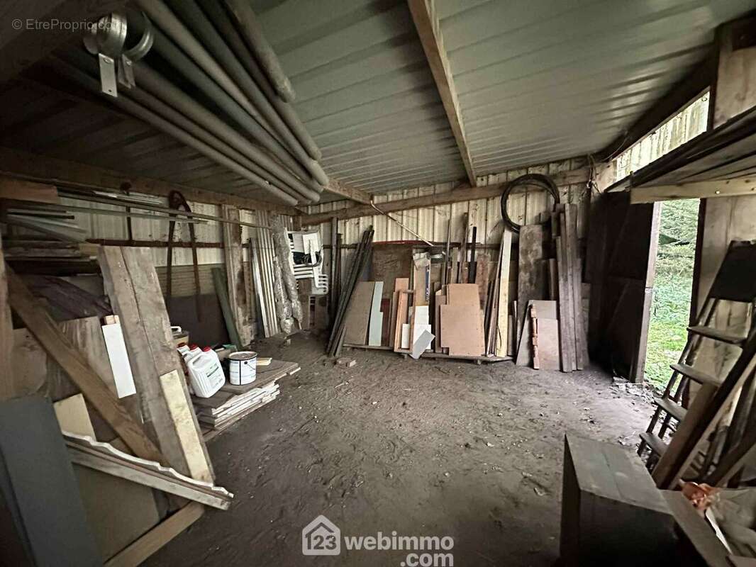 D&#039;une surface de 40 m² - Terrain à LIESSE-NOTRE-DAME