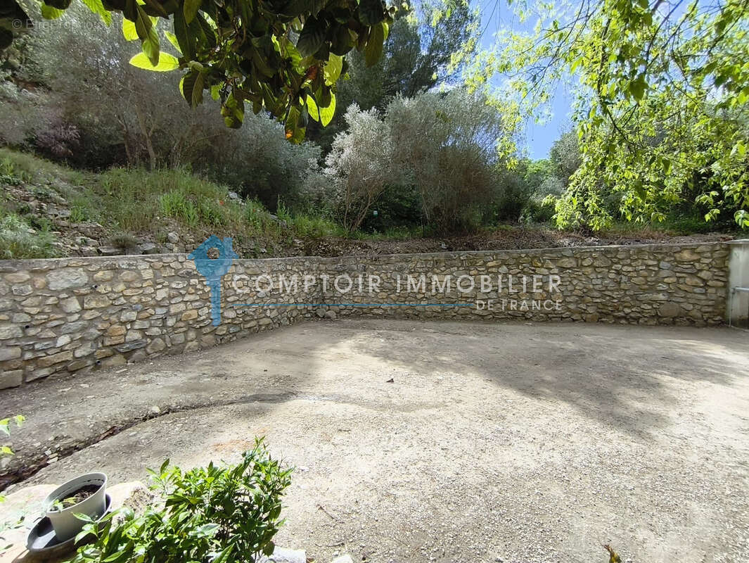 Dpt(13) boulbon a vendre  maison de village de 1930 - photo 10