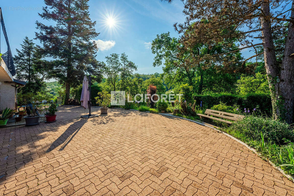 Maison à SAINT-GERMAIN-SUR-L&#039;ARBRESLE