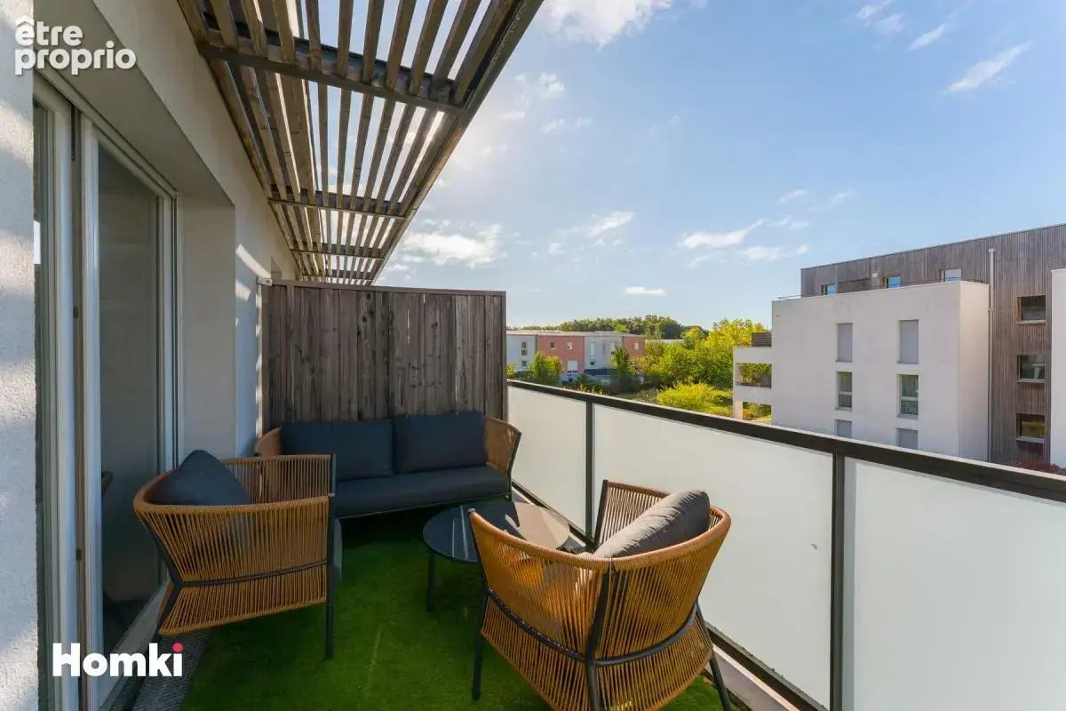 LA CHAPELLE-SUR-ERDRE – T3 traversant dernier étage – Balcon 11,60 m² – 2 parkings – Box - photo 10