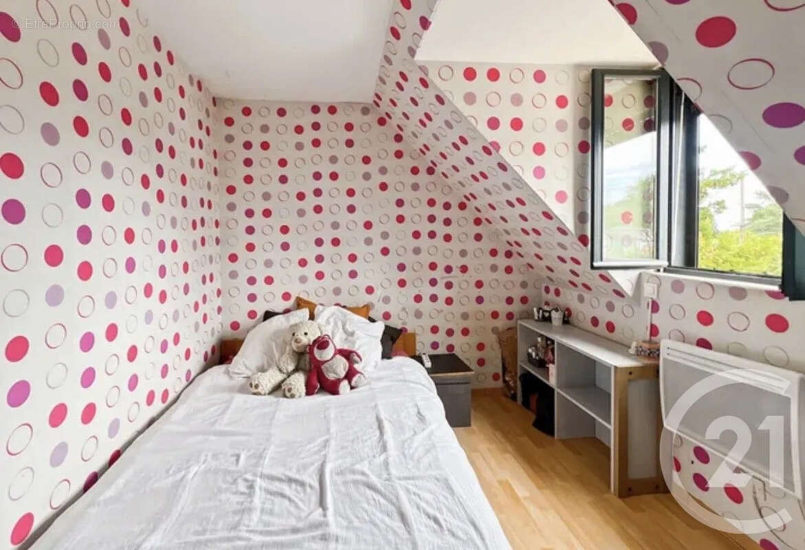 Maison à BUEIL