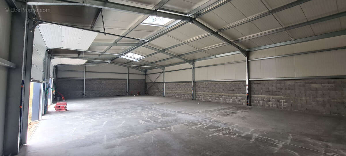 Entrepôt / local industriel Quimper 582m2 - photo 2