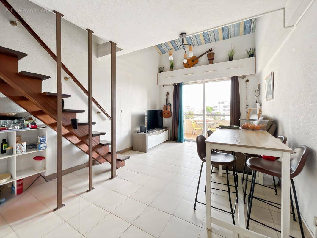 Appartement à FREJUS