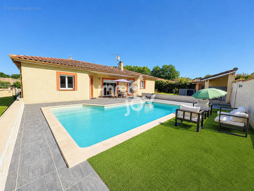 Maison à BONREPOS-SUR-AUSSONNELLE