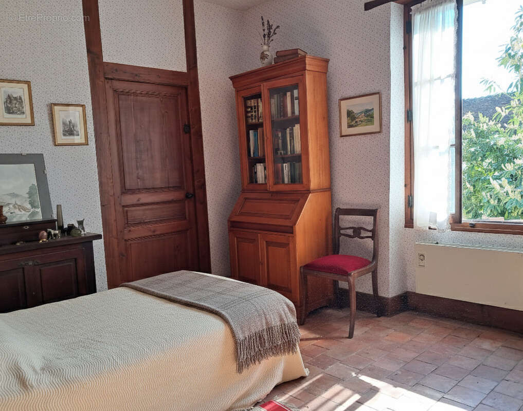 Maison à ARQUIAN