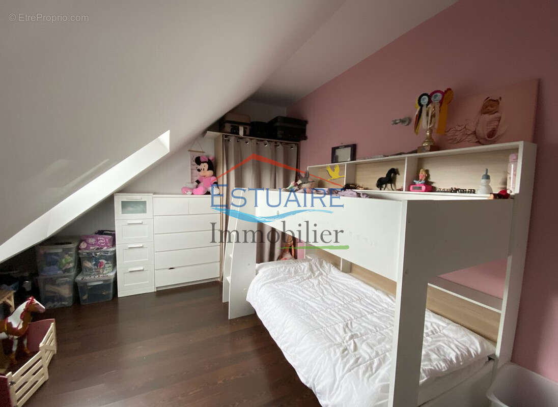 Maison 125 m² à Bouee  - photo 7