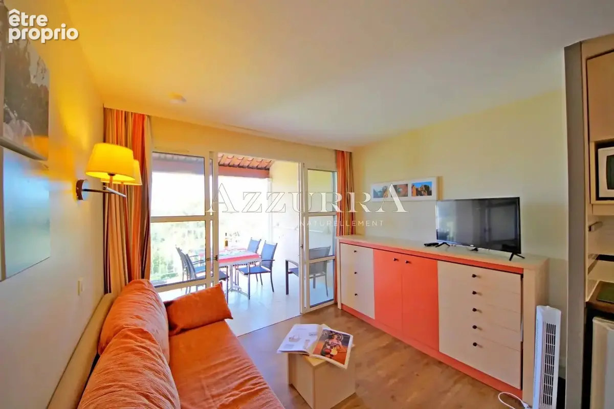 Agay cap esterel 2 pieces etage et parking - photo 7