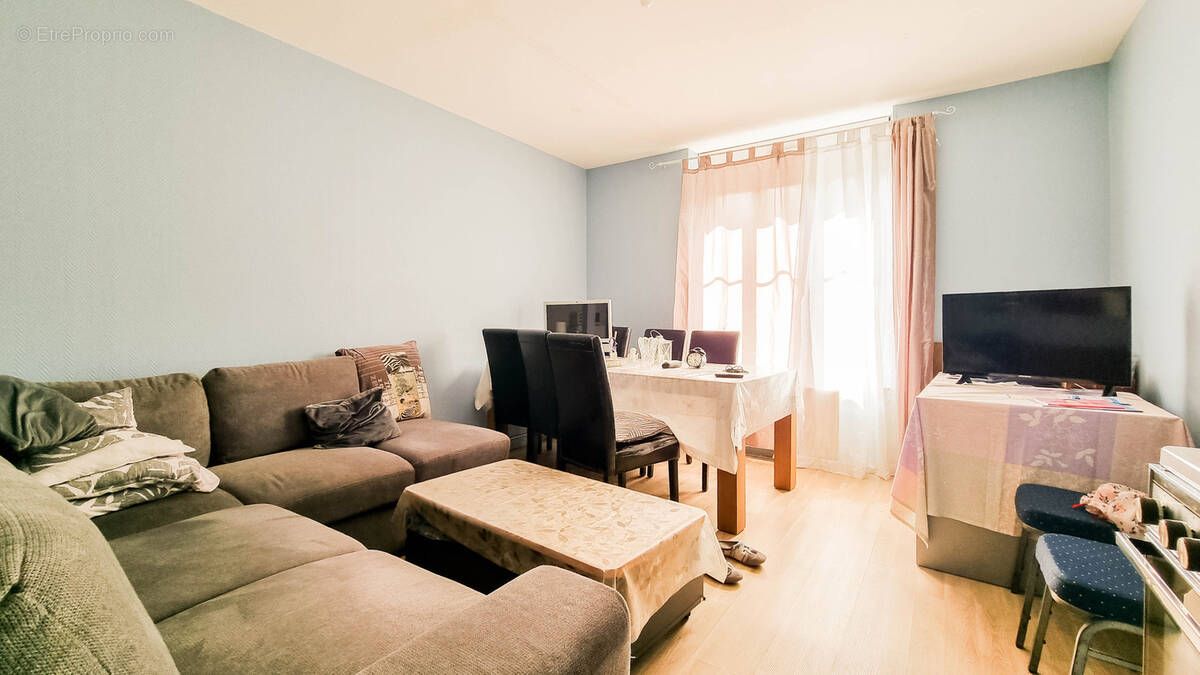 Appartement à CHARLEVILLE-MEZIERES