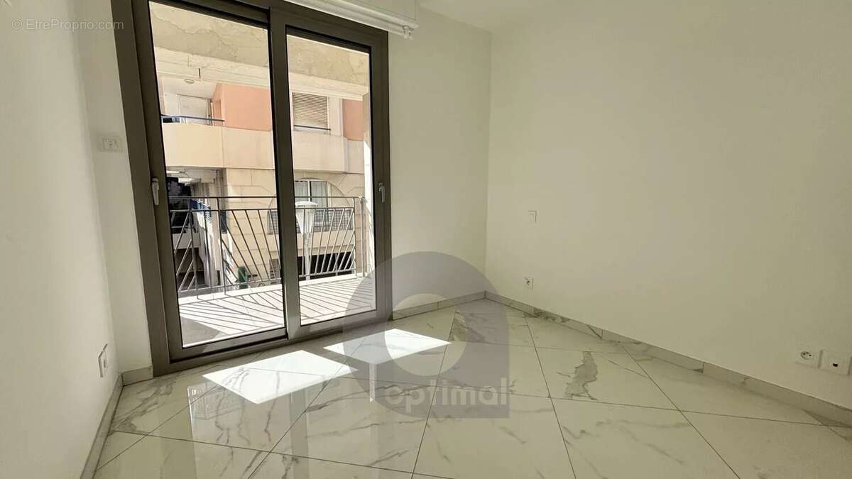 Appartement à MENTON
