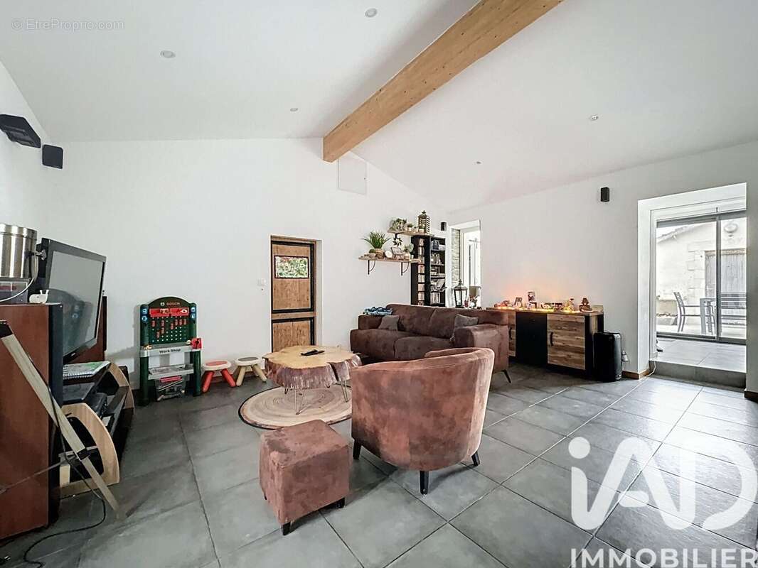 Photo 4 - Maison à CHARRON