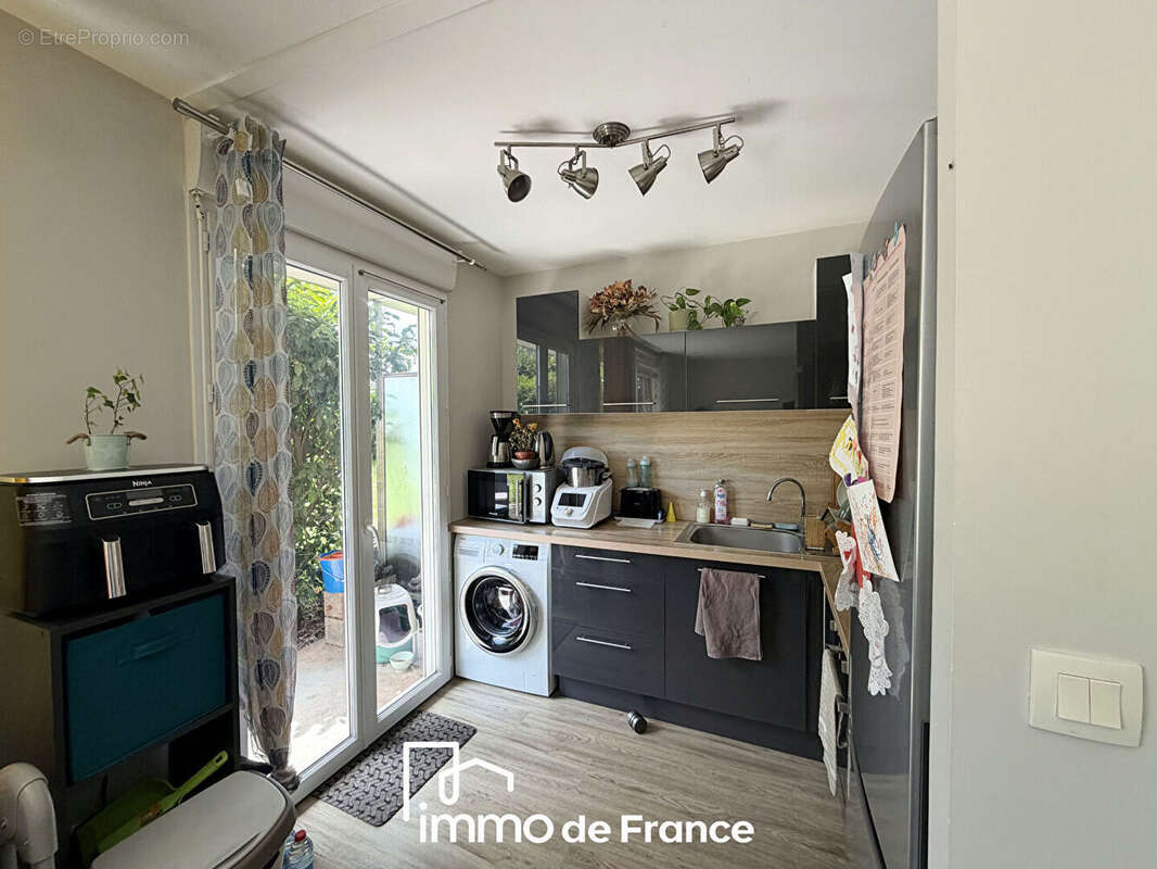 Appartement à LUC-LA-PRIMAUBE