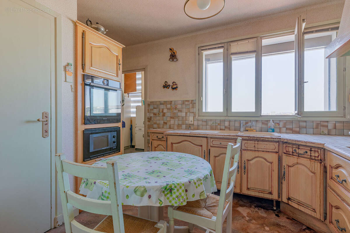 Appartement à LYON-7E