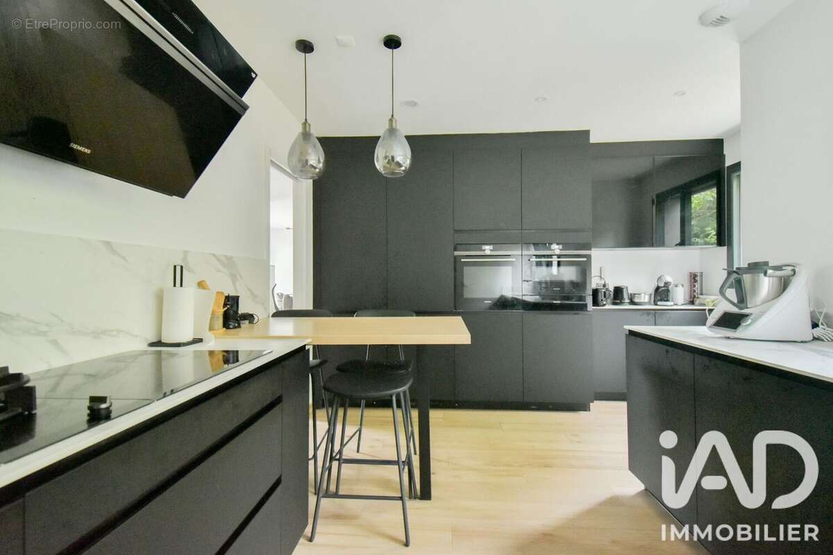 Maison 159 m² à Soisy-Sous-Montmorency  - photo 5