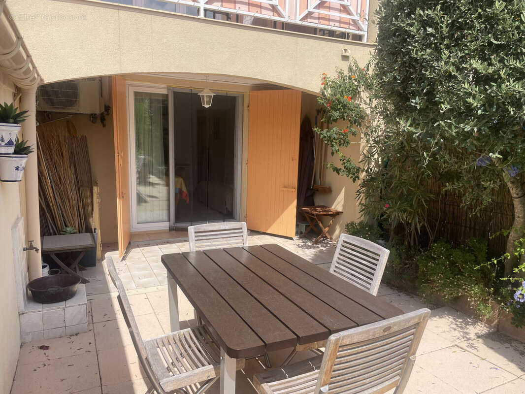 T2 au village avec terrasse et parking - photo 11