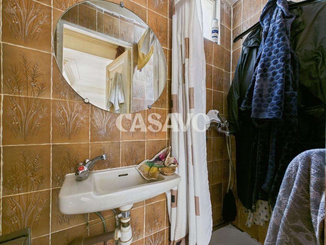 Appartement à PARIS-10E