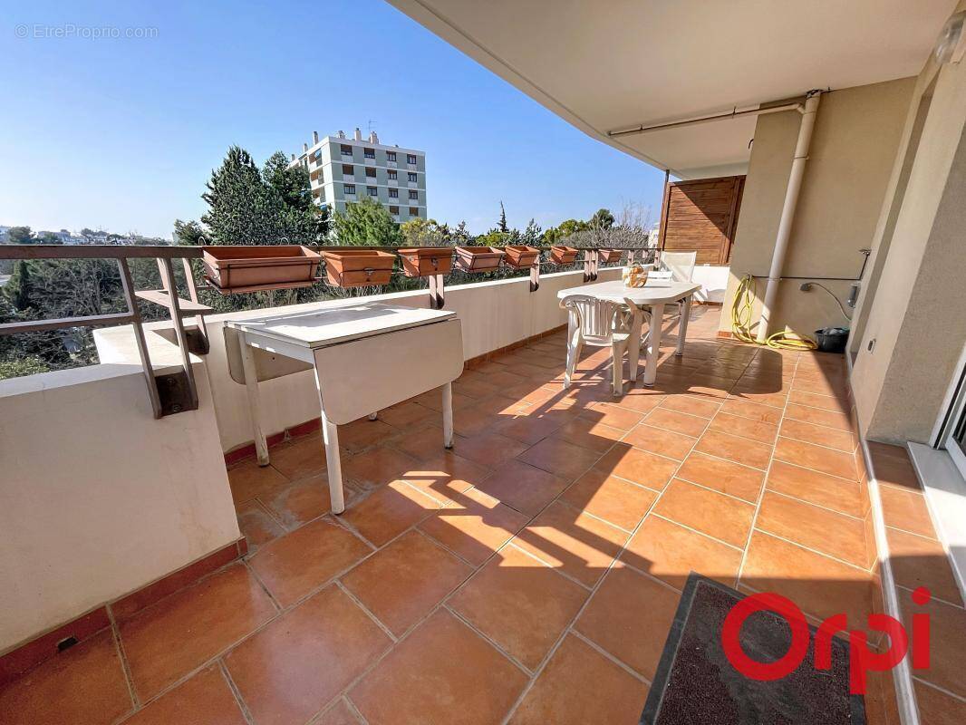 Appartement à MARSEILLE-13E