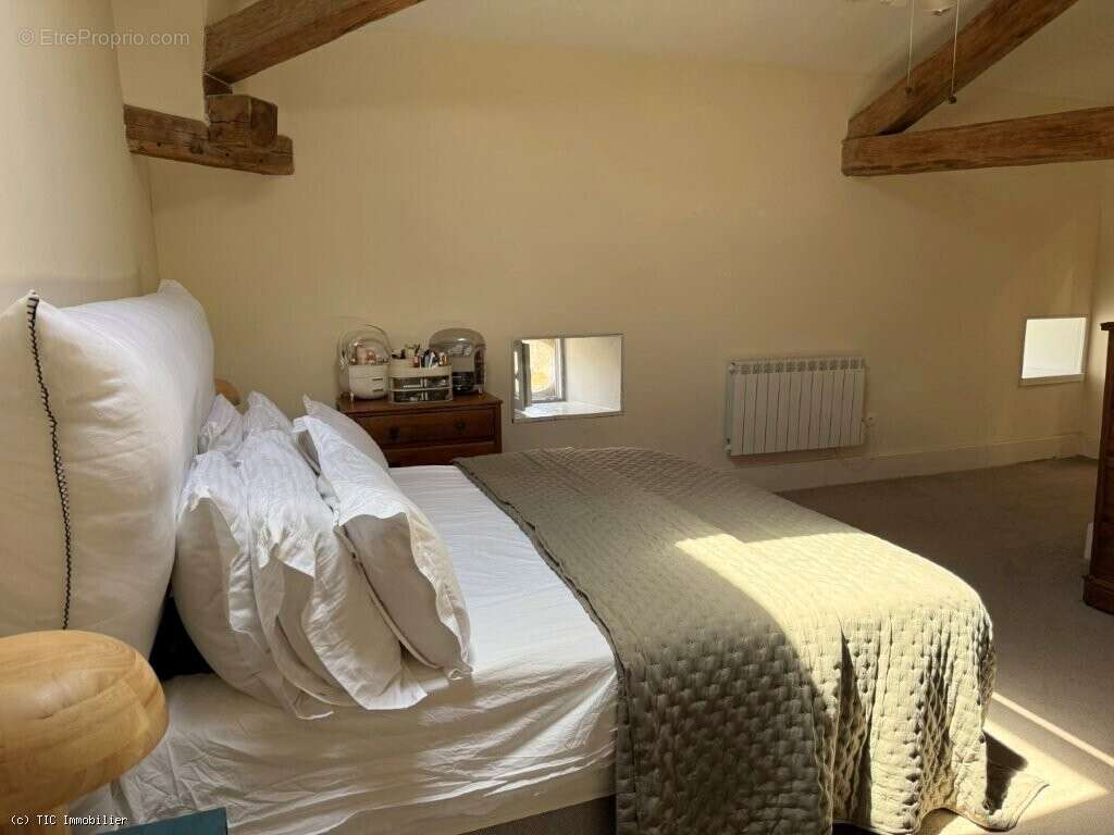 Élégante Demeure De Caractère En Pierre Avec Prestations Haut De Gamme Et Potentiel D’accueil - photo 25