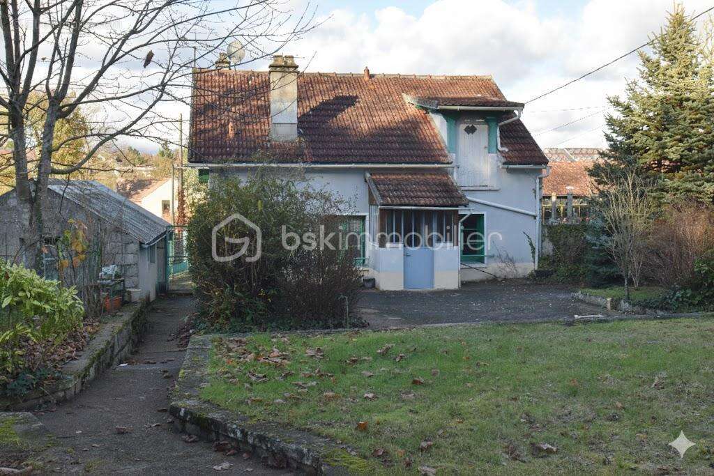 Maison à SAINT-ARNOULT-EN-YVELINES