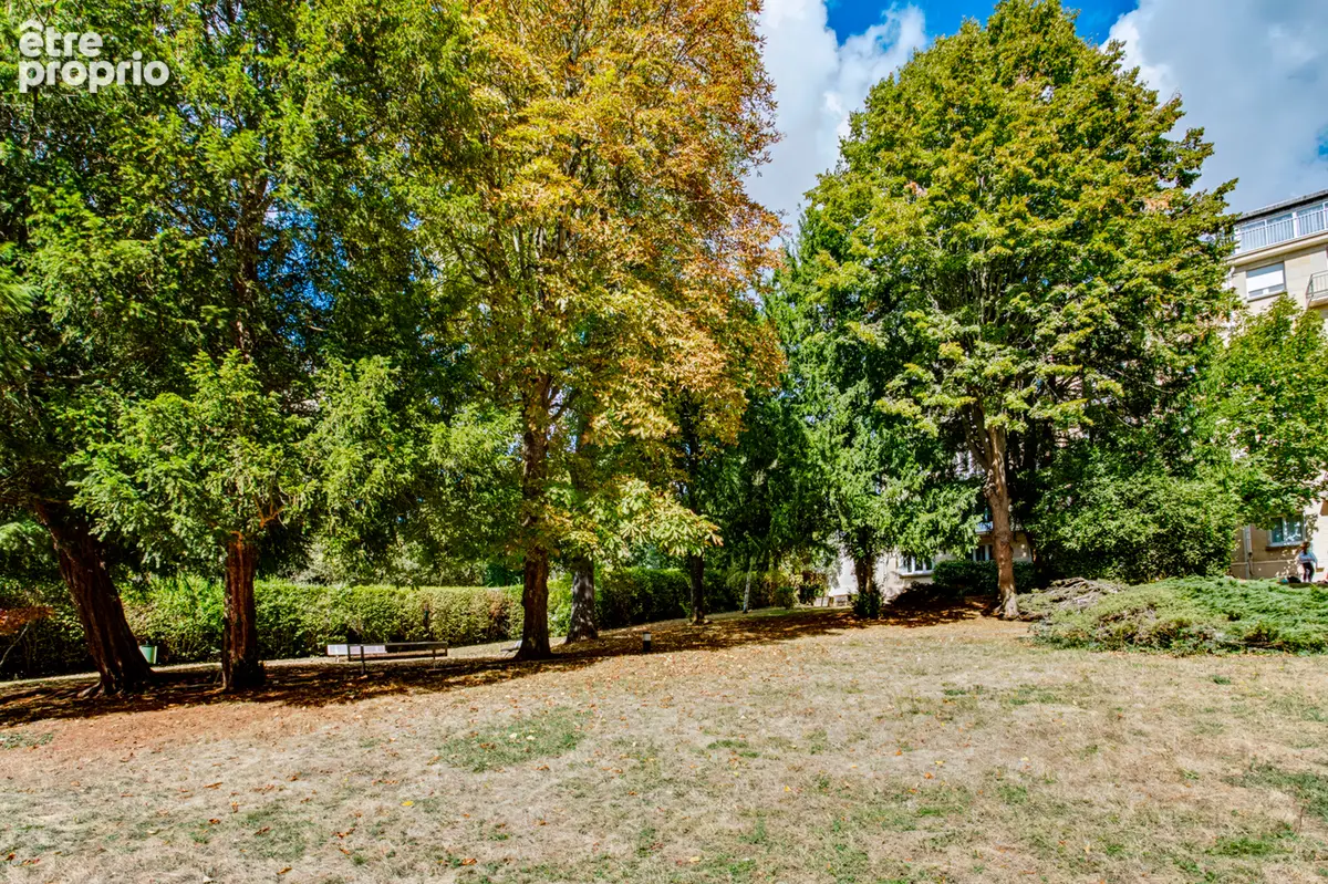 Appartement traversant de 3 pièces avec balcon sur verdure - photo 9