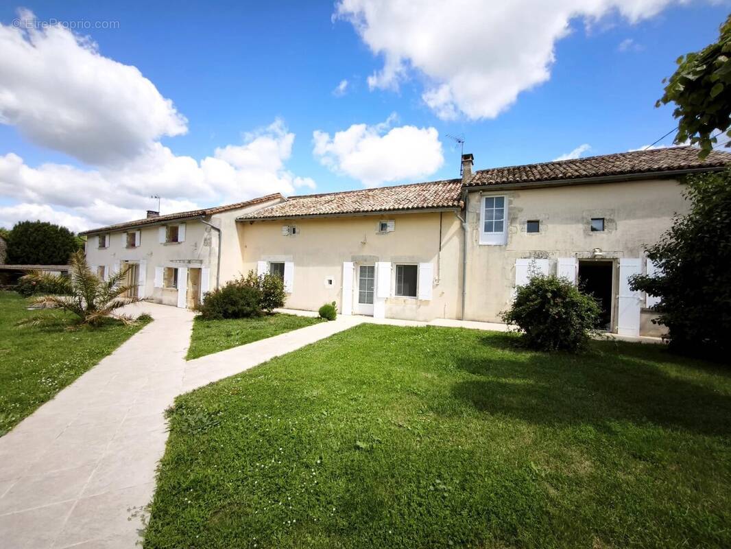 Maison à BRUX