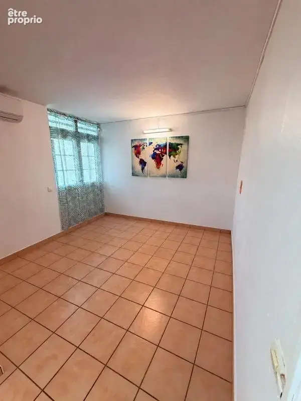 Appartement F4 à Sainte-Marie, résidence calme, proche de toutes commodités - photo 6