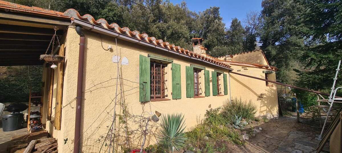 Photo 3 - Maison à MONTFERRER