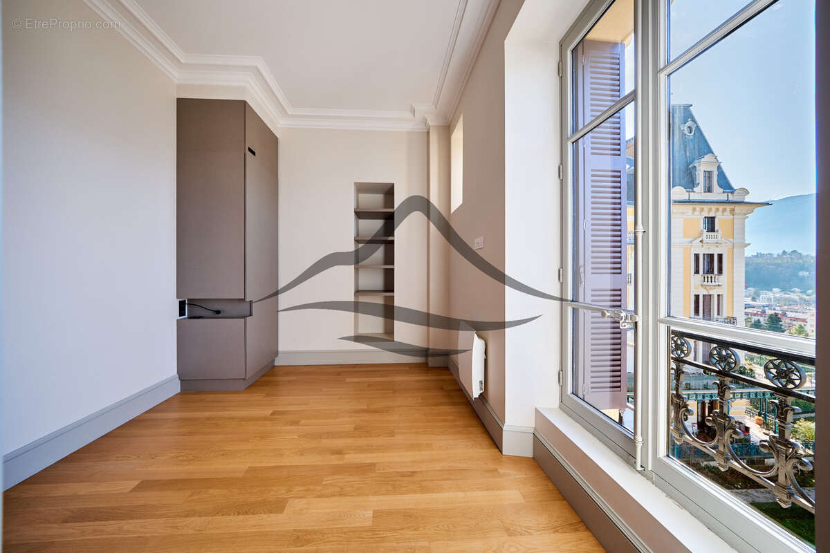 Appartement à AIX-LES-BAINS