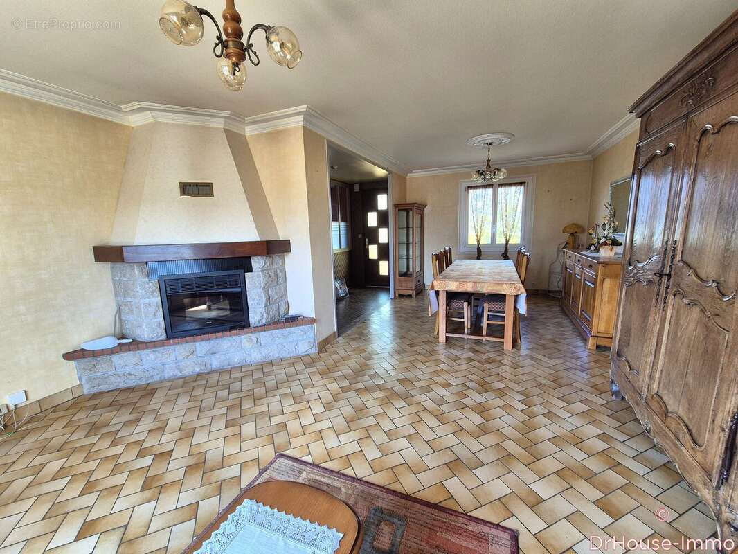 Maison à ERNEE