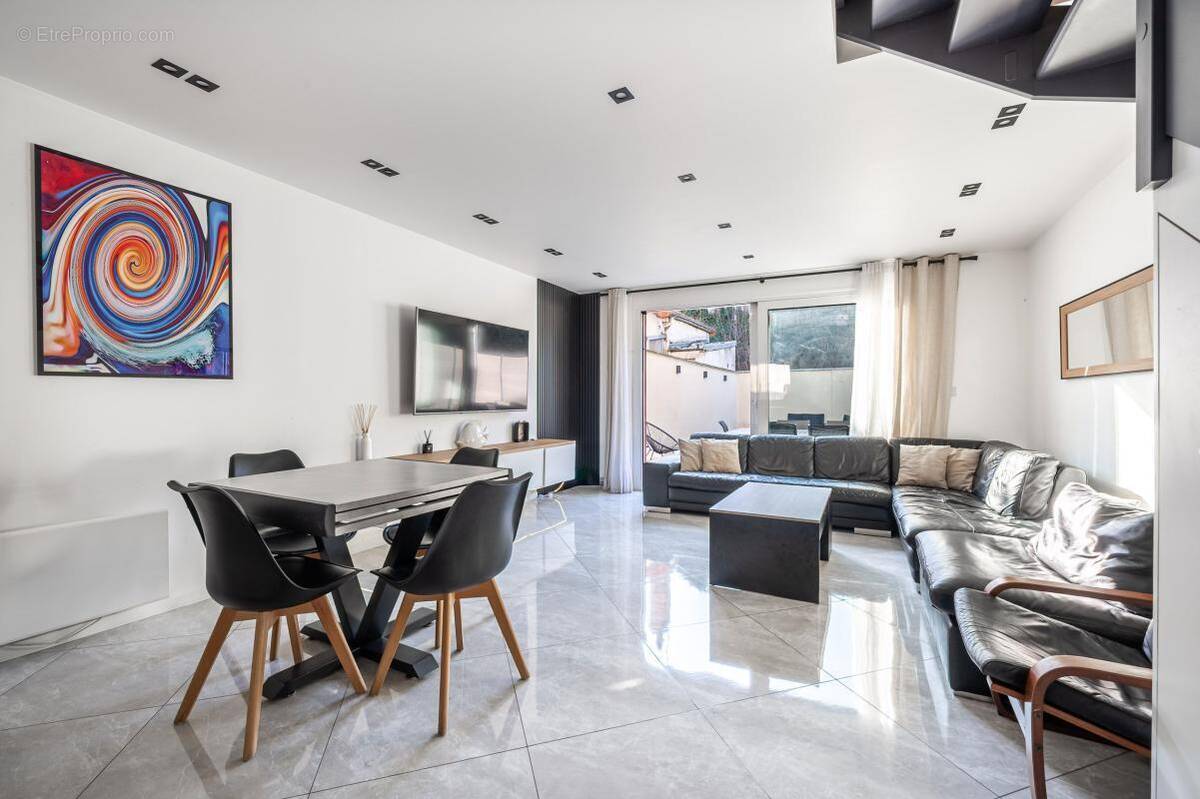 Maison à MAISONS-ALFORT