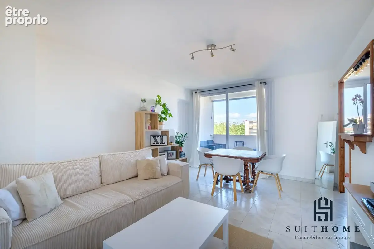Appartement T5 à vendre proche de la maison de la danse Appartement  5 pièce(s) 82m2 4 chambre au dernier étage à LYON 8 - photo 8