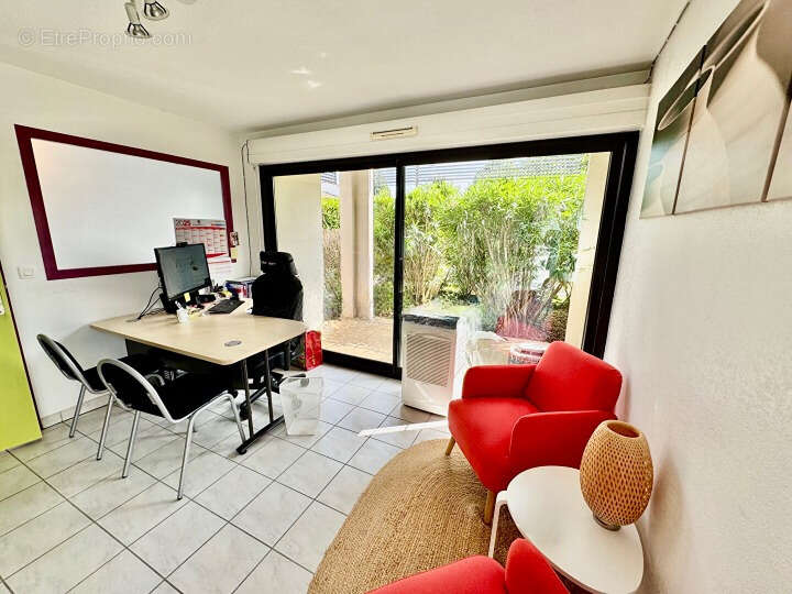 Commerce 167 m² à Blagnac  - photo 38