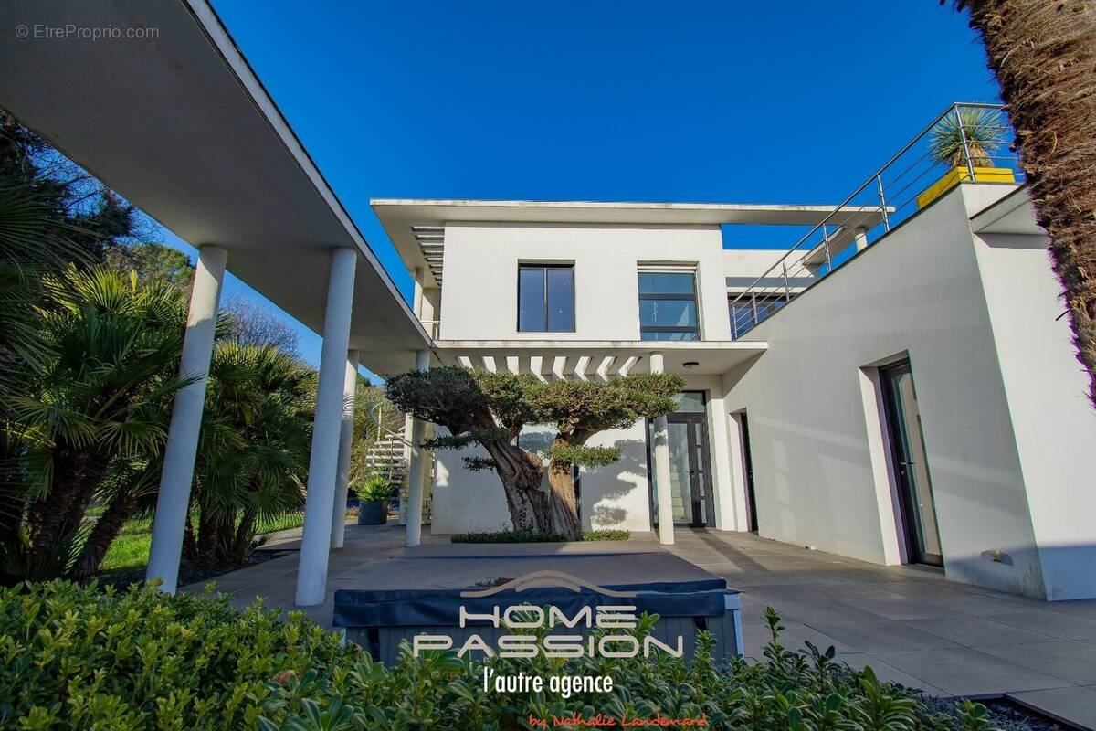 Maison à SAINT-PALAIS-SUR-MER