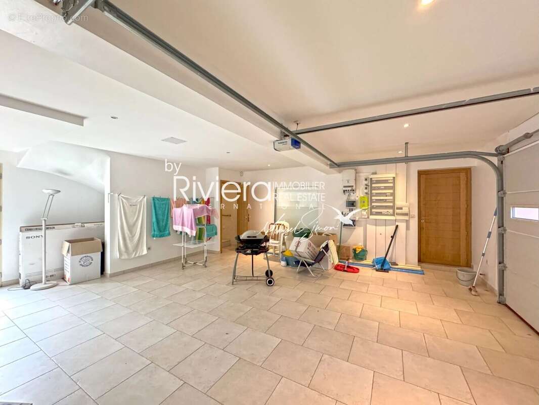 Propriété 300m2 - Piscine - Vue mer - photo 30