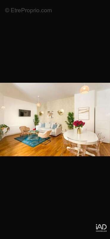 Photo 4 - Commerce à PARIS-8E