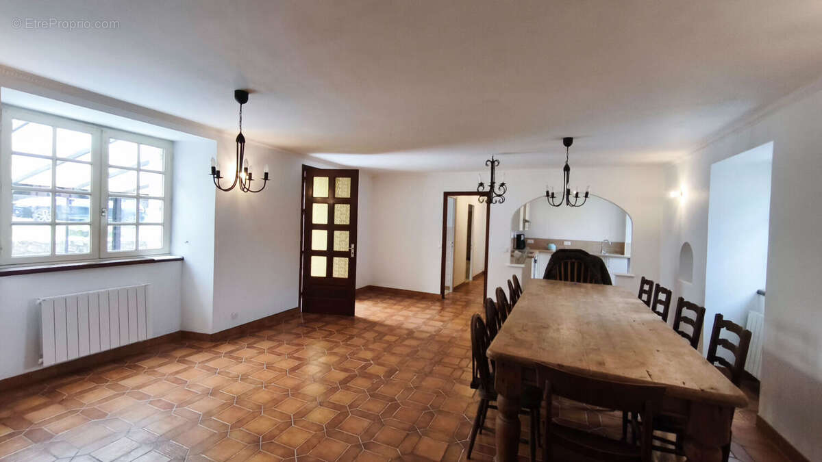 Maison à SEGLIEN