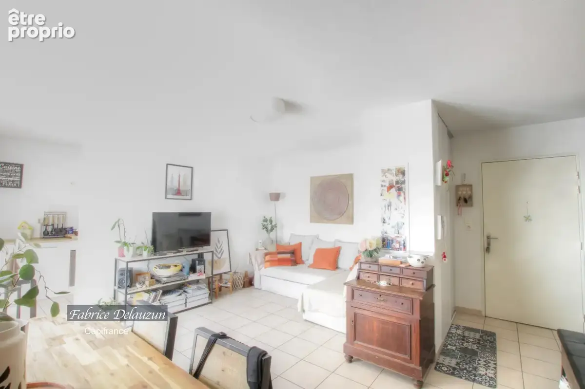 Appartement à vendre 4 pièces SAINT MARTIN DE CRAU (13) - photo 2