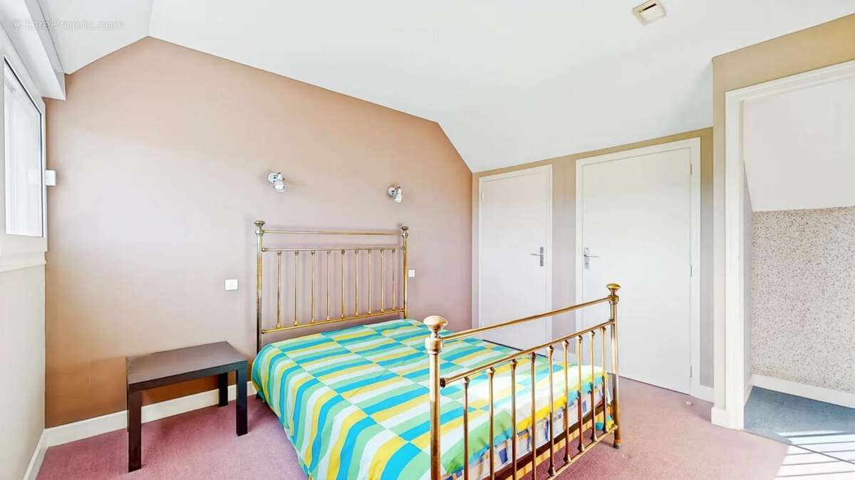 Maison à BIARS-SUR-CERE