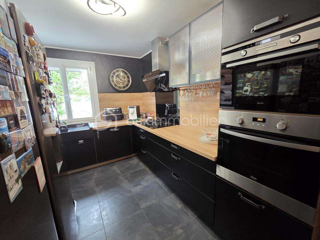 Magnifique Pavillon de plain pied de 143m² à Saint Léger le Petit - photo 8