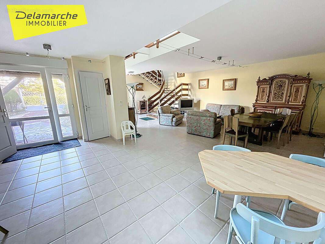 Appartement à HAUTEVILLE-SUR-MER