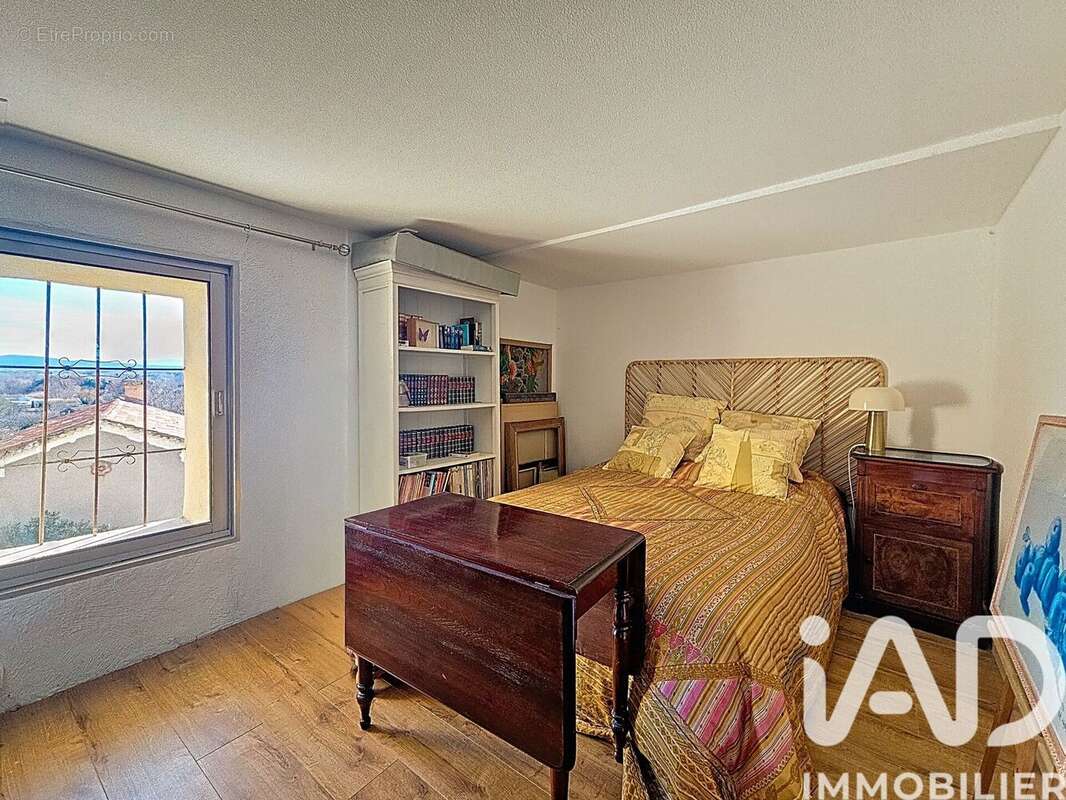 Maison 116 m² à Chateauneuf-De-Gadagne  - photo 8