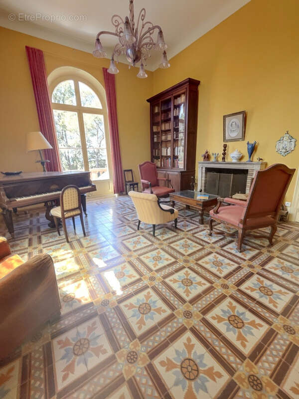 Maison à SAINT-RAPHAEL