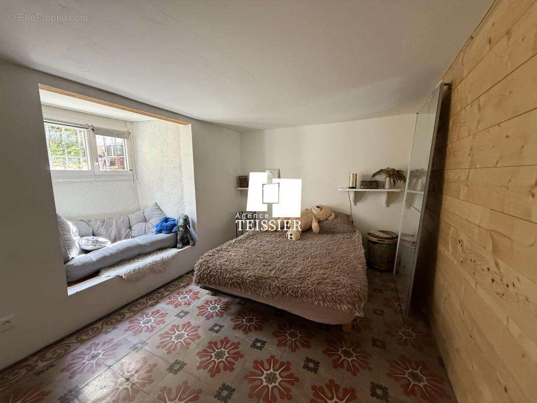 Exclusivité : Centre Les Vans loft avec jardinet - photo 10